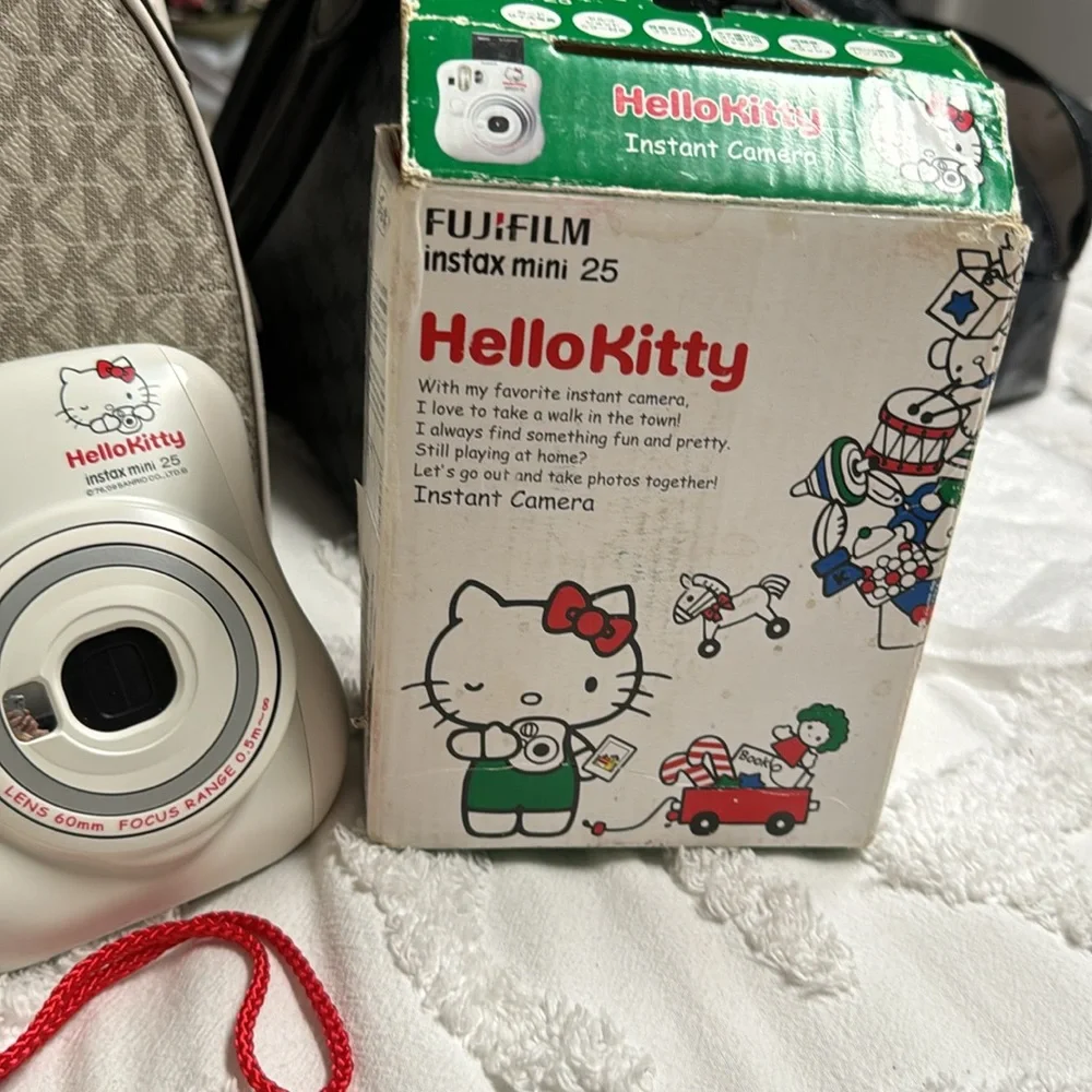 Hello kitty Polaroid camera Fujifilm